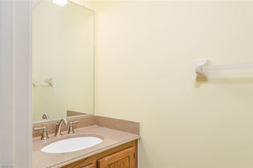 107 Ponsonby DR