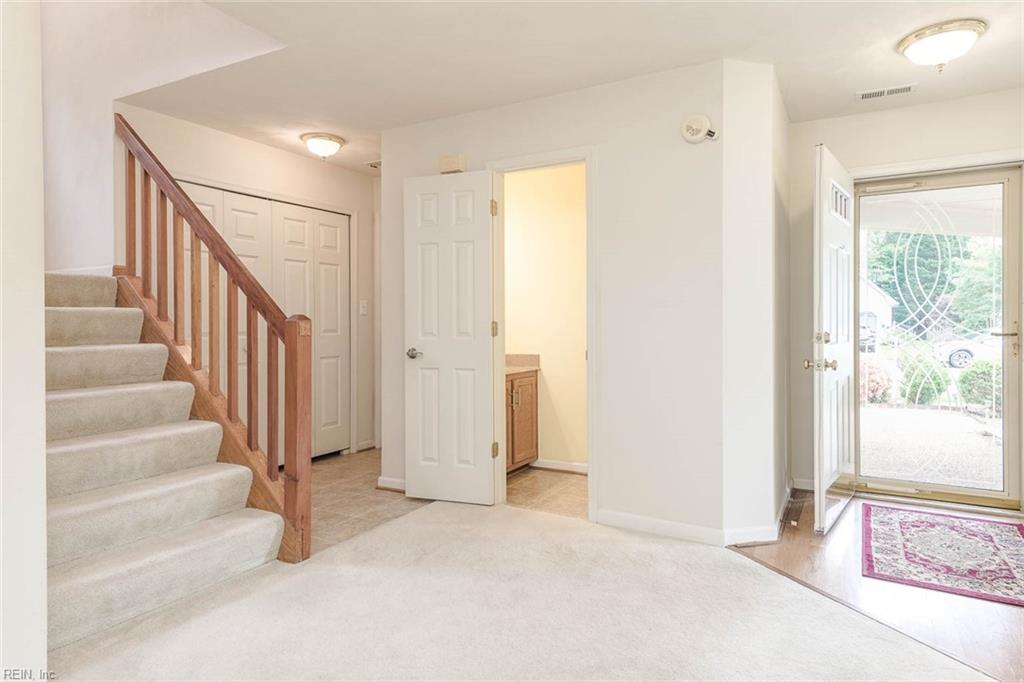 107 Ponsonby DR