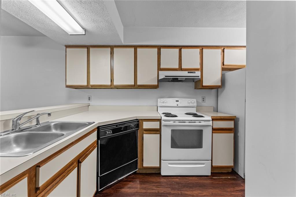 425 Lester RD 4