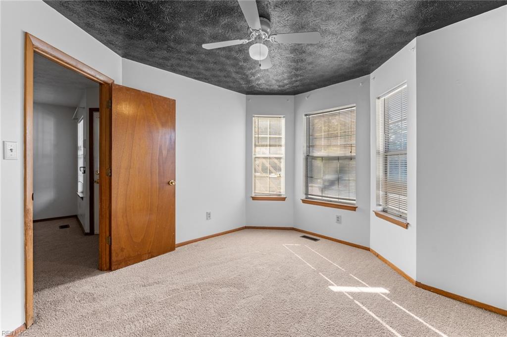 425 Lester RD 4