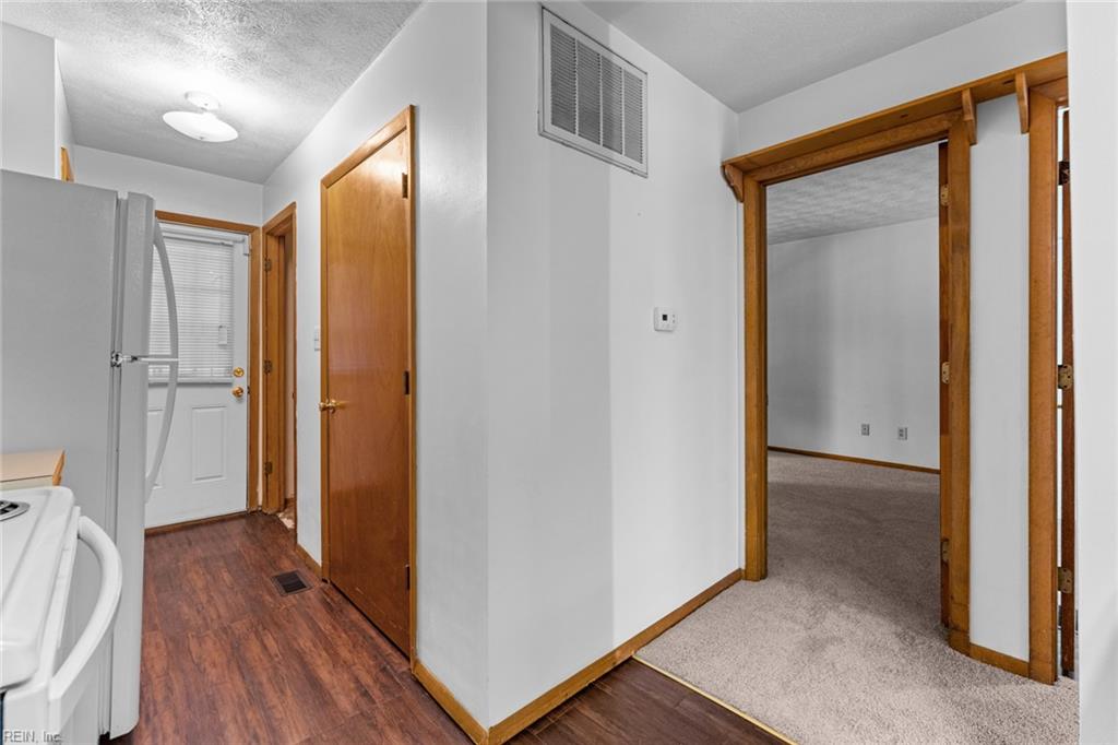 425 Lester RD 4