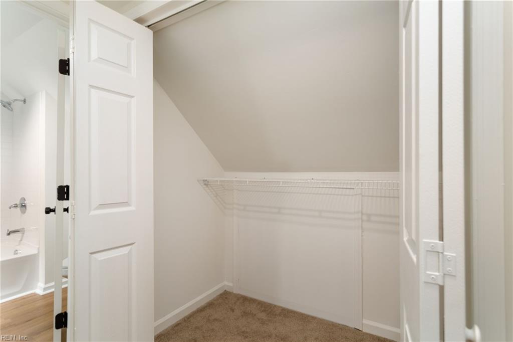 606 Delaware AVE