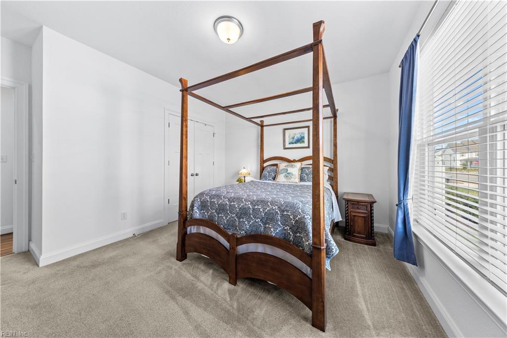 408 Cairns RD
