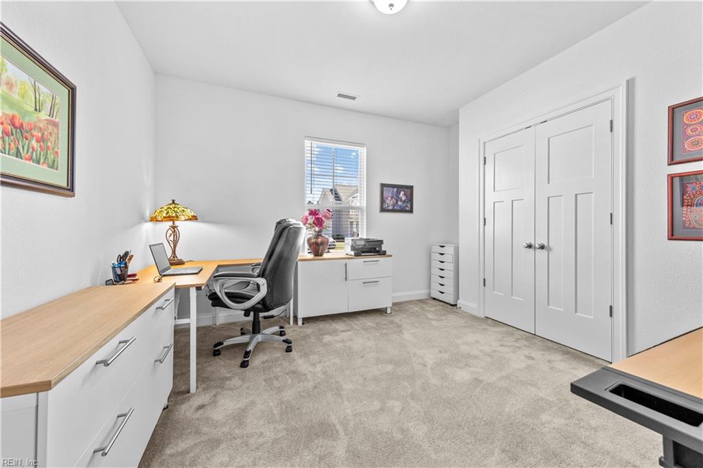 408 Cairns RD