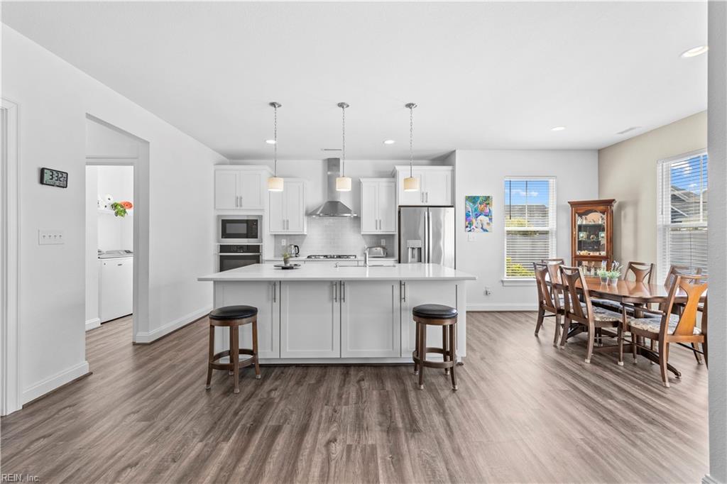 408 Cairns RD