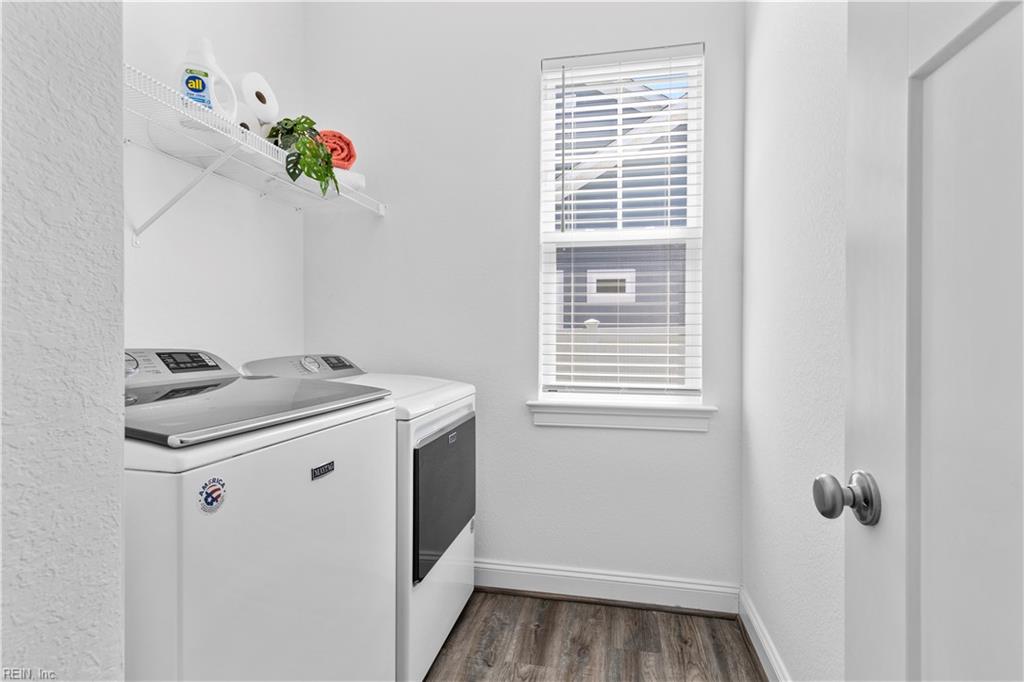 408 Cairns RD