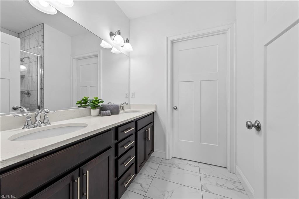 408 Cairns RD