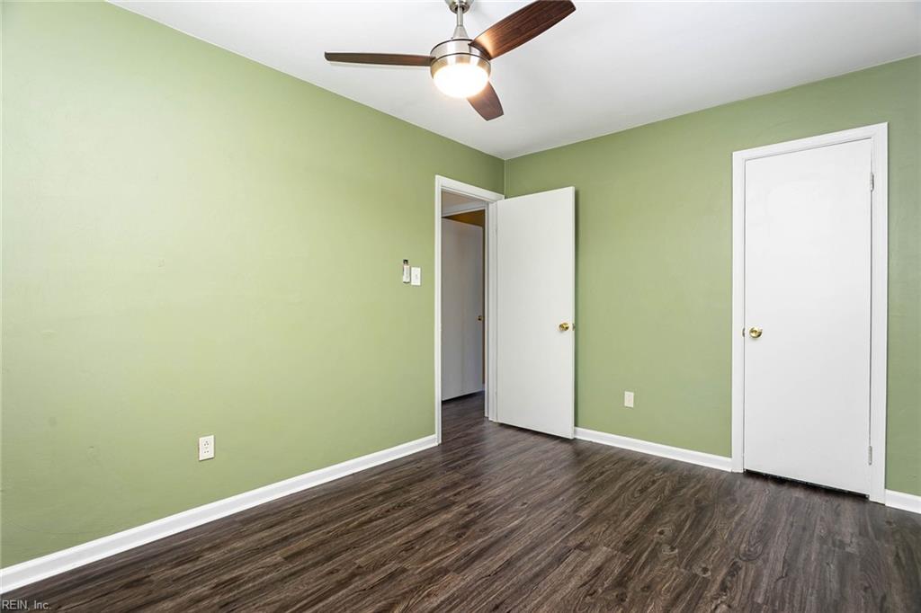 2225 Harrell AVE