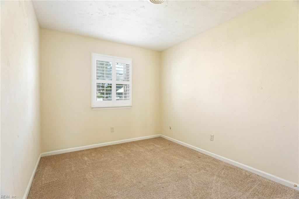 2225 Harrell AVE