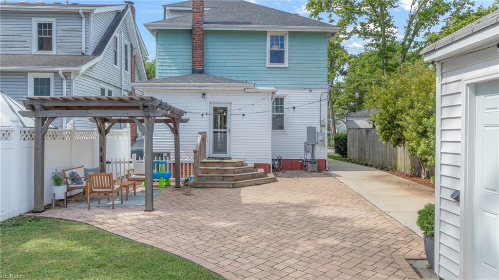 640 Delaware AVE