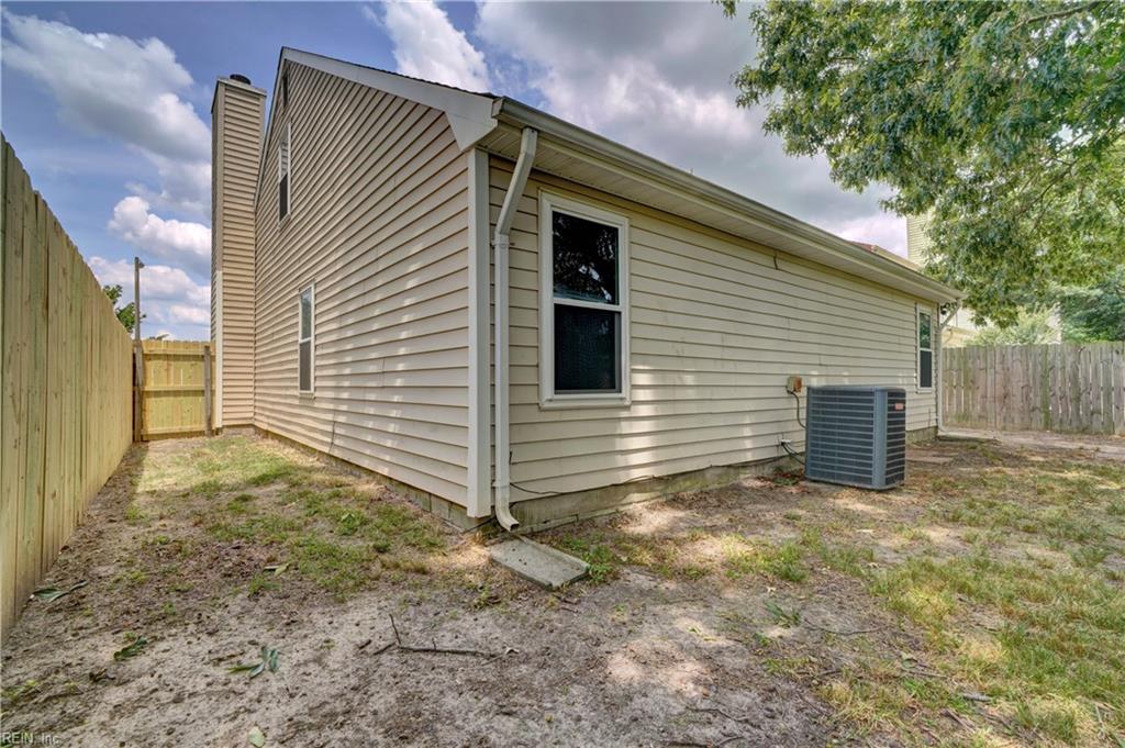3769 Frazier LN