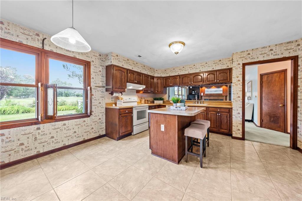 1061 Rolling Point CT