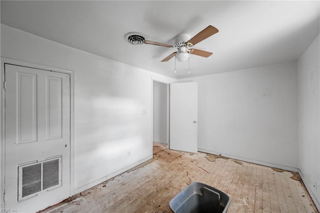 812 West RD