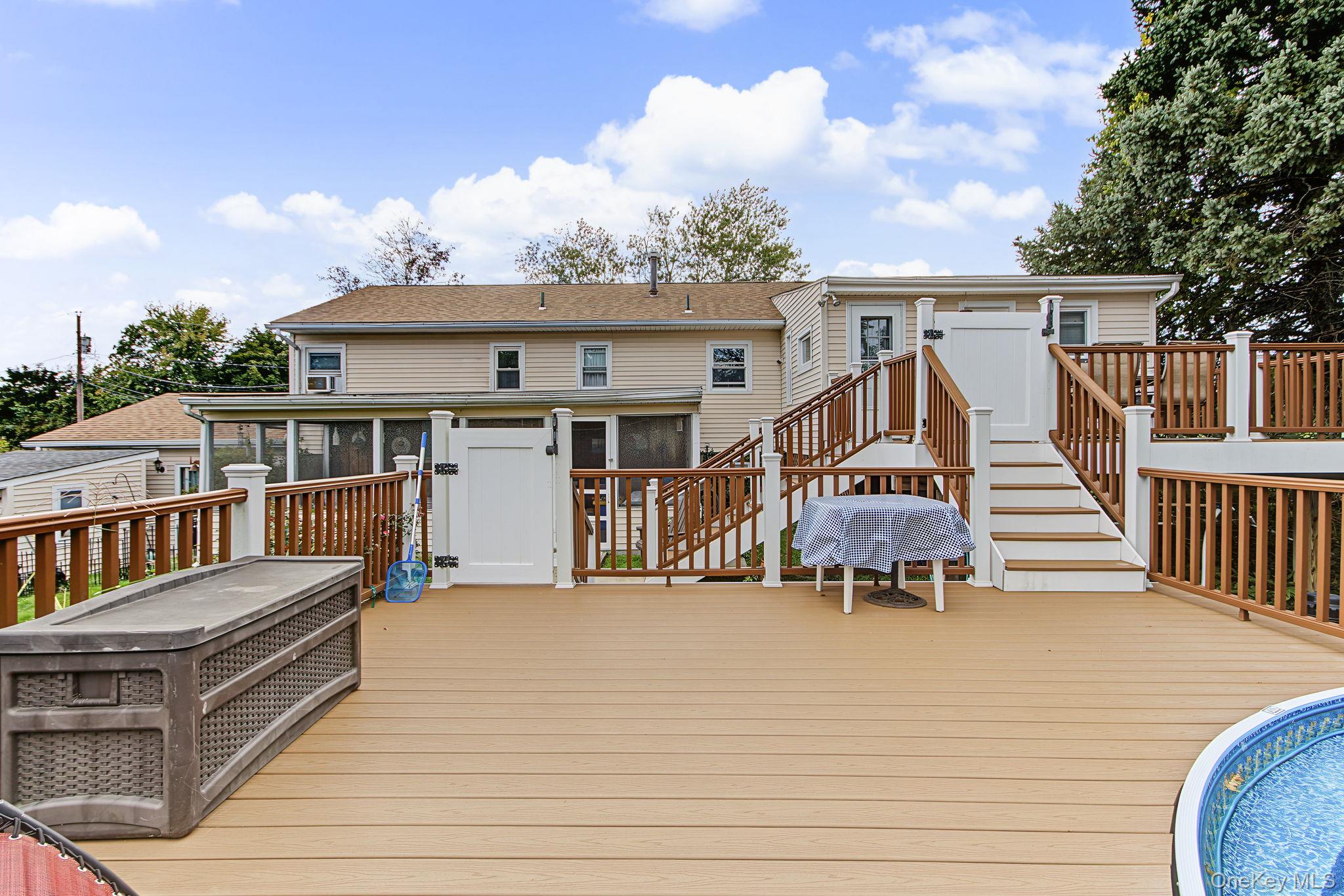4 Davies Drive