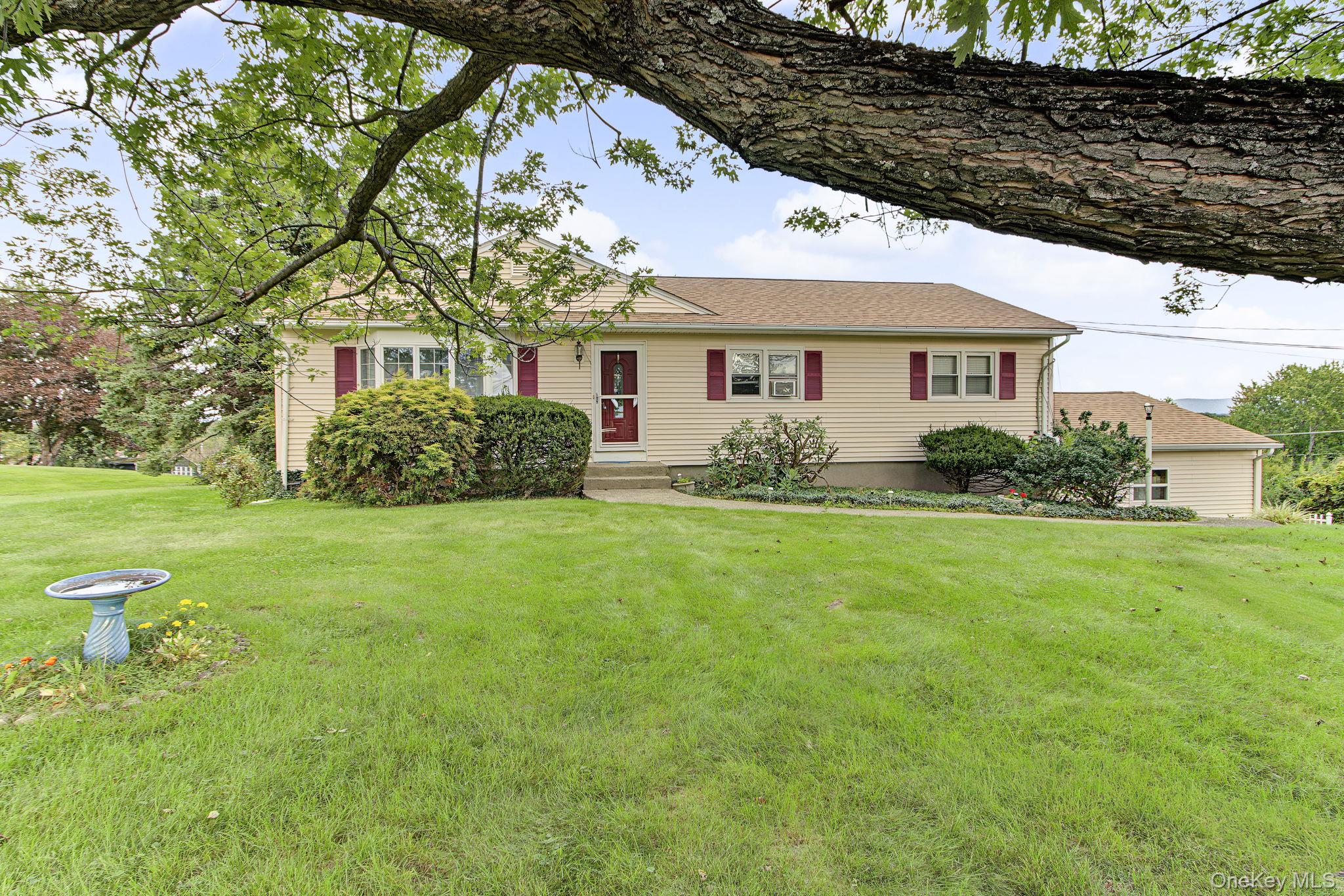 4 Davies Drive