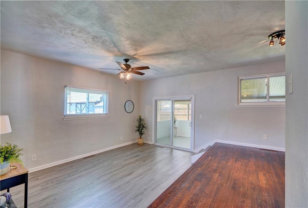 329 Garrison PL