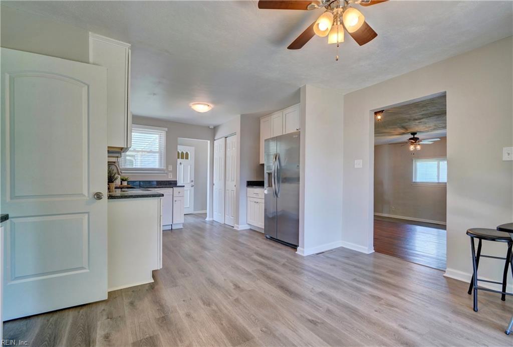 329 Garrison PL