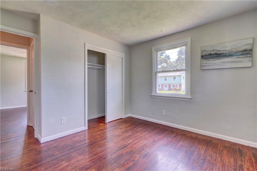 329 Garrison PL