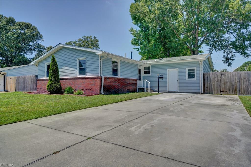 329 Garrison PL