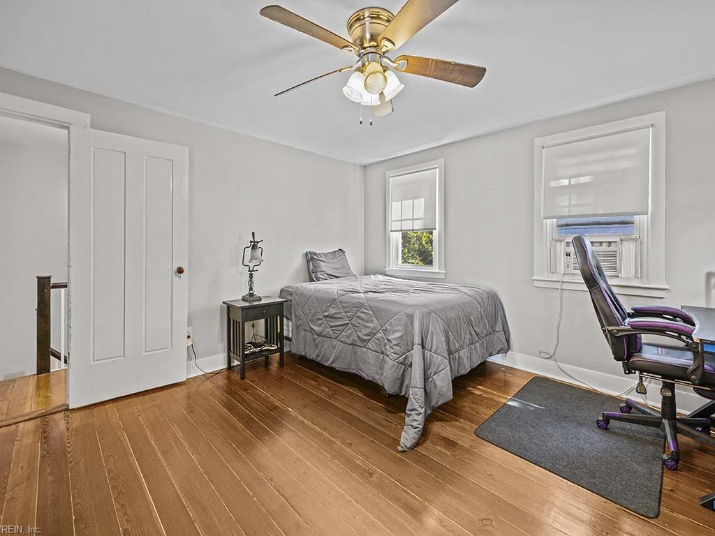131 Jamestown AVE