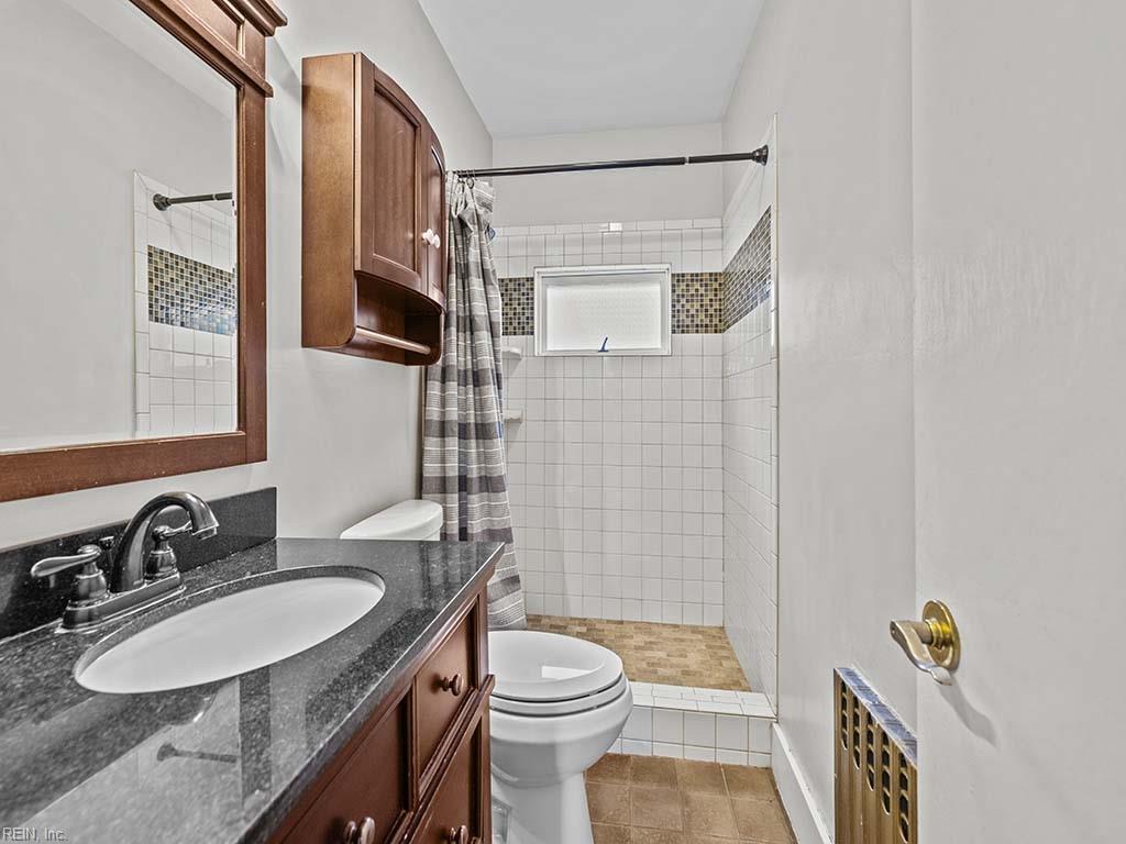 131 Jamestown AVE