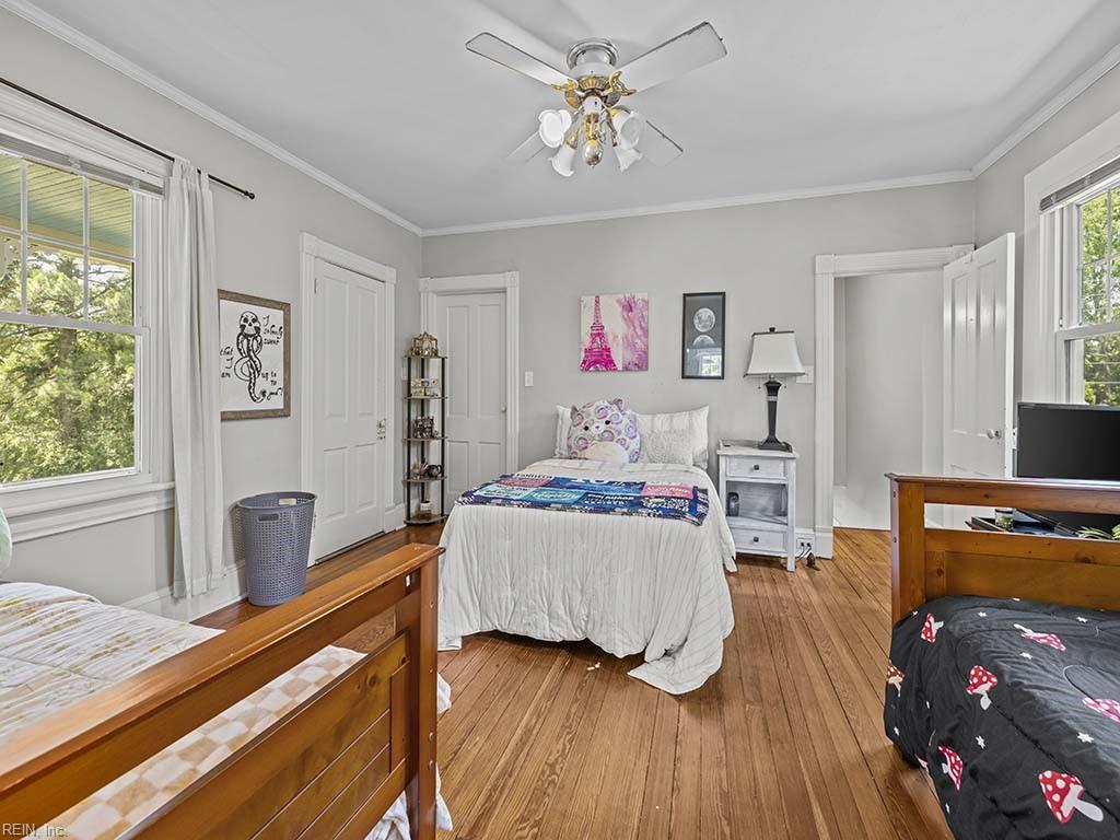131 Jamestown AVE