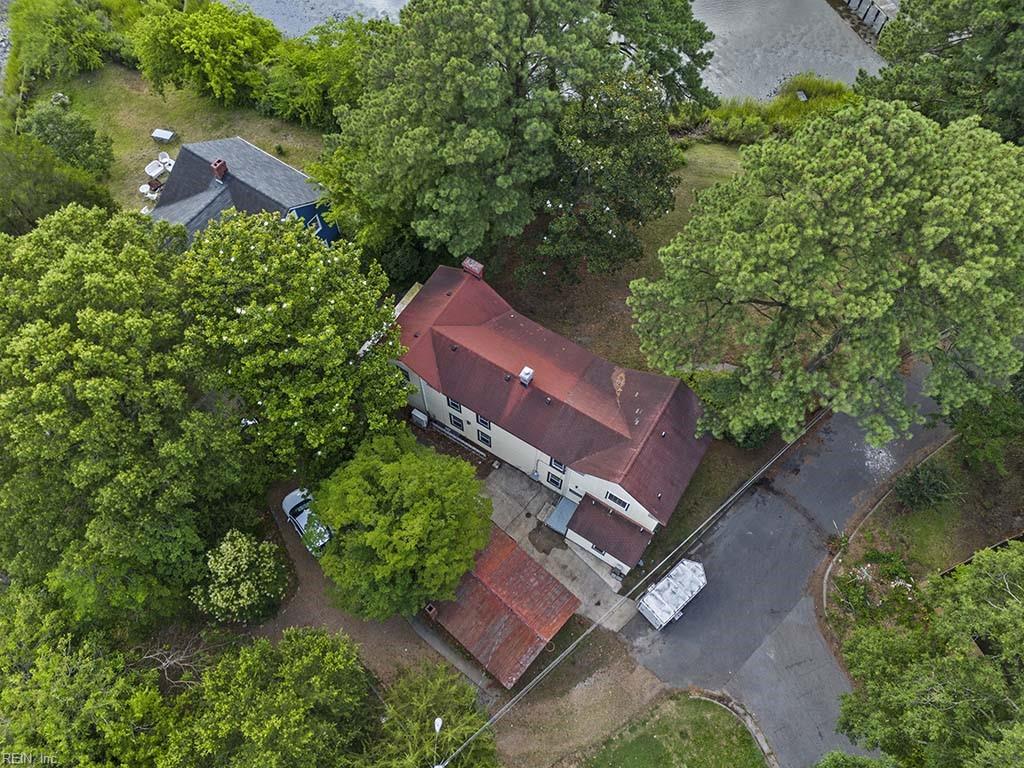 131 Jamestown AVE