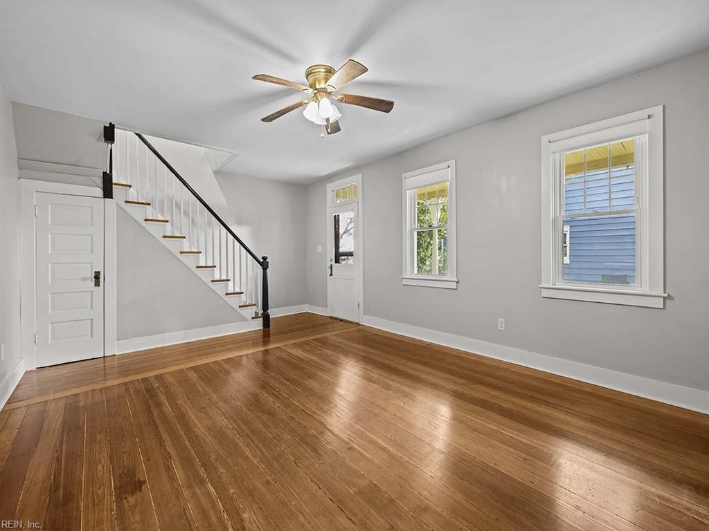 131 Jamestown AVE