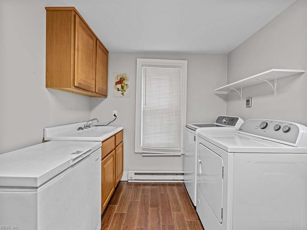 131 Jamestown AVE