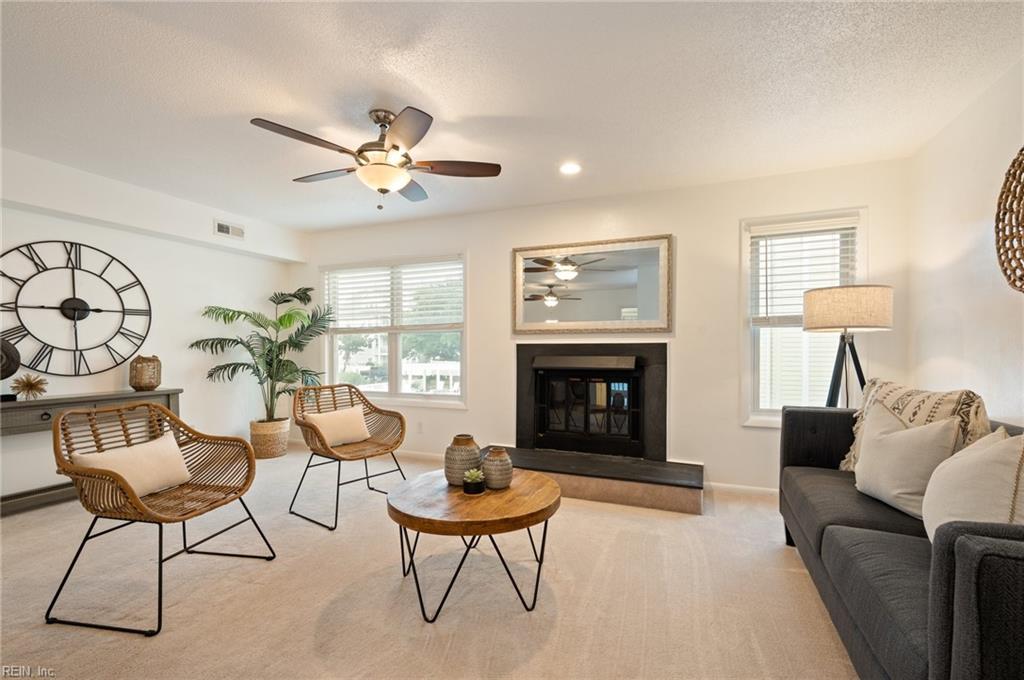 2306 Page CT