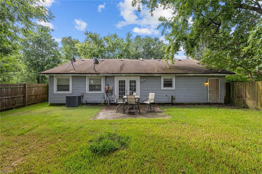 3817 Fruitwood CT