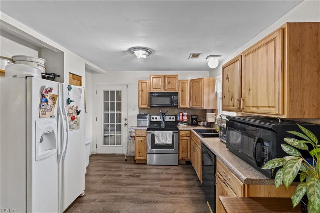 3817 Fruitwood CT