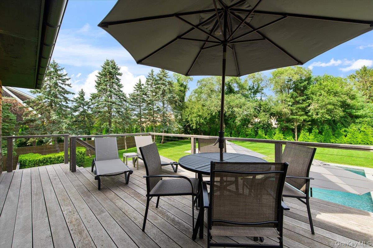 40 Knollwood Drive