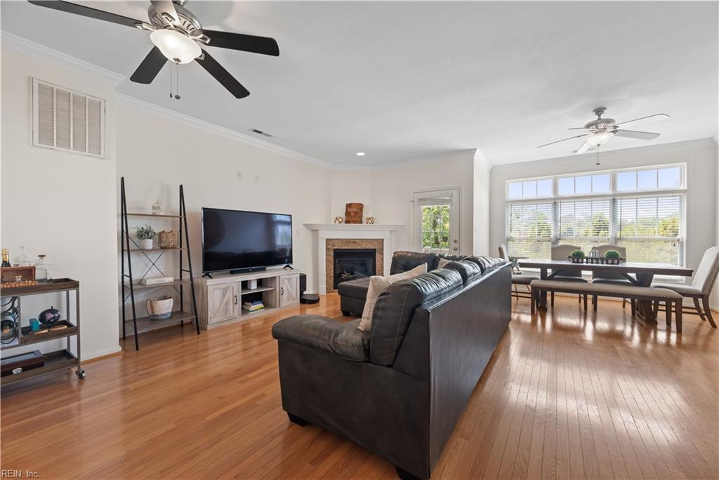 4757 Beach Bay CT