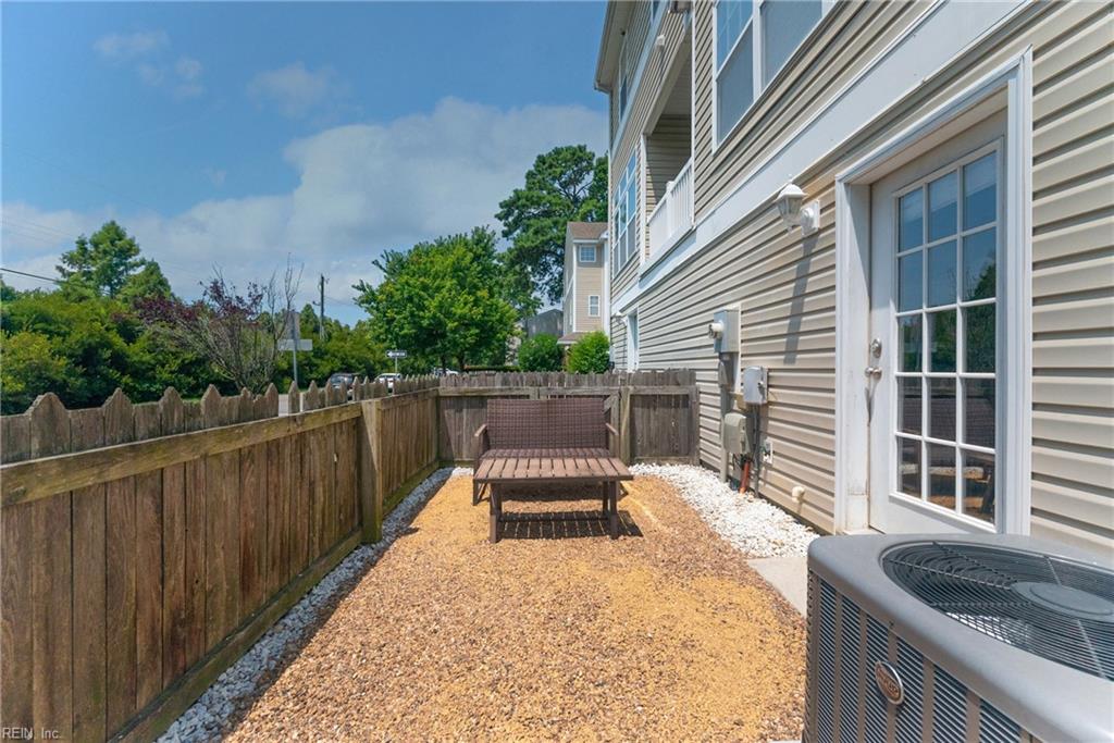 4757 Beach Bay CT
