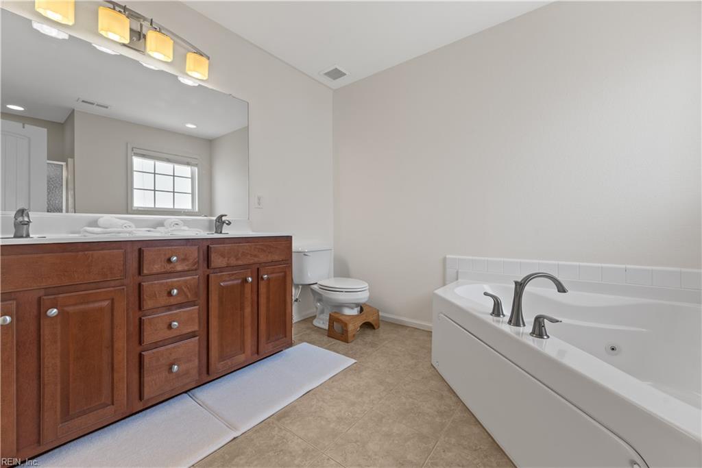 4757 Beach Bay CT