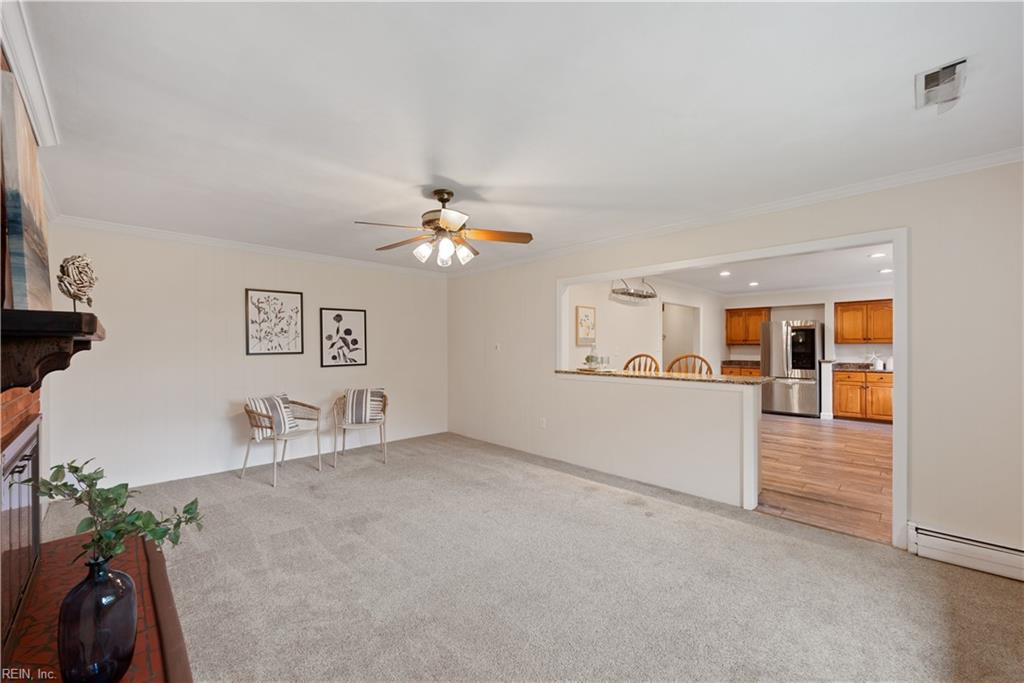 1032 Pickwick RD