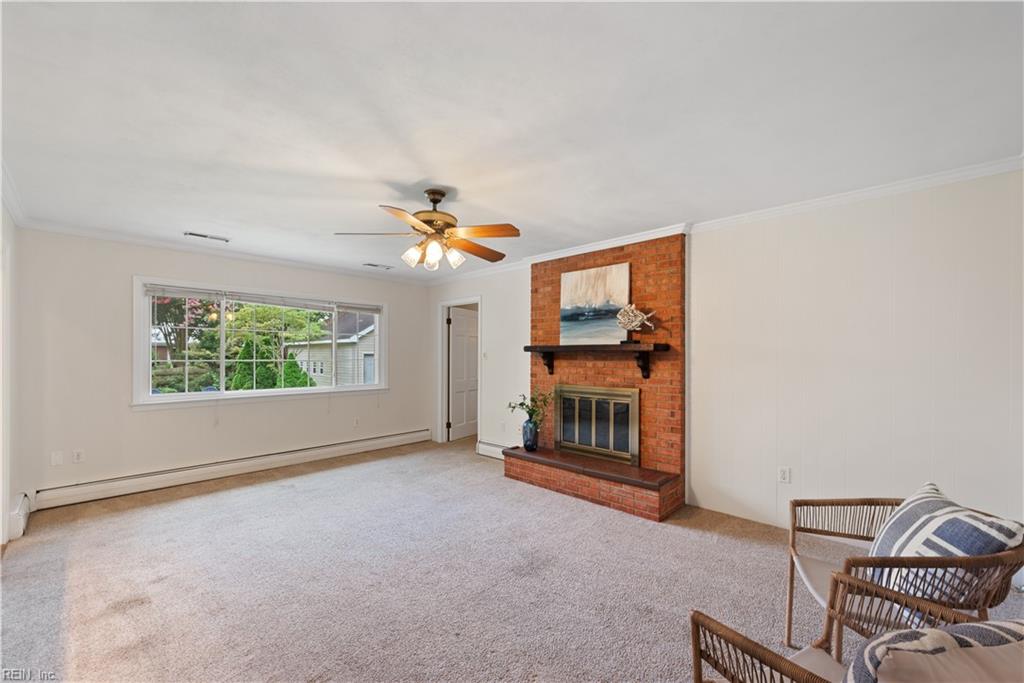 1032 Pickwick RD