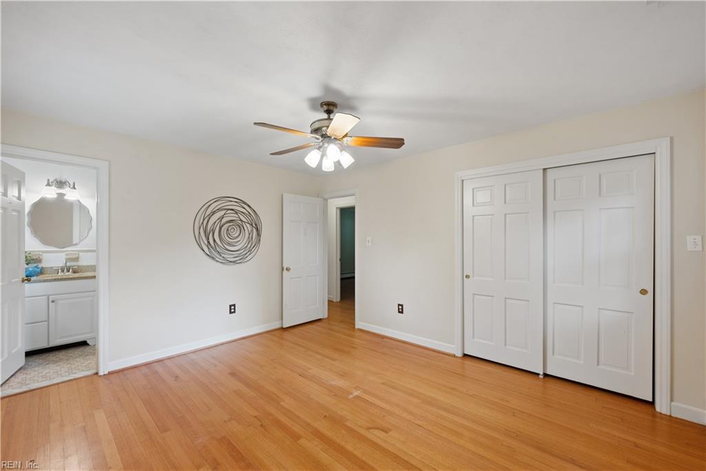 1032 Pickwick RD