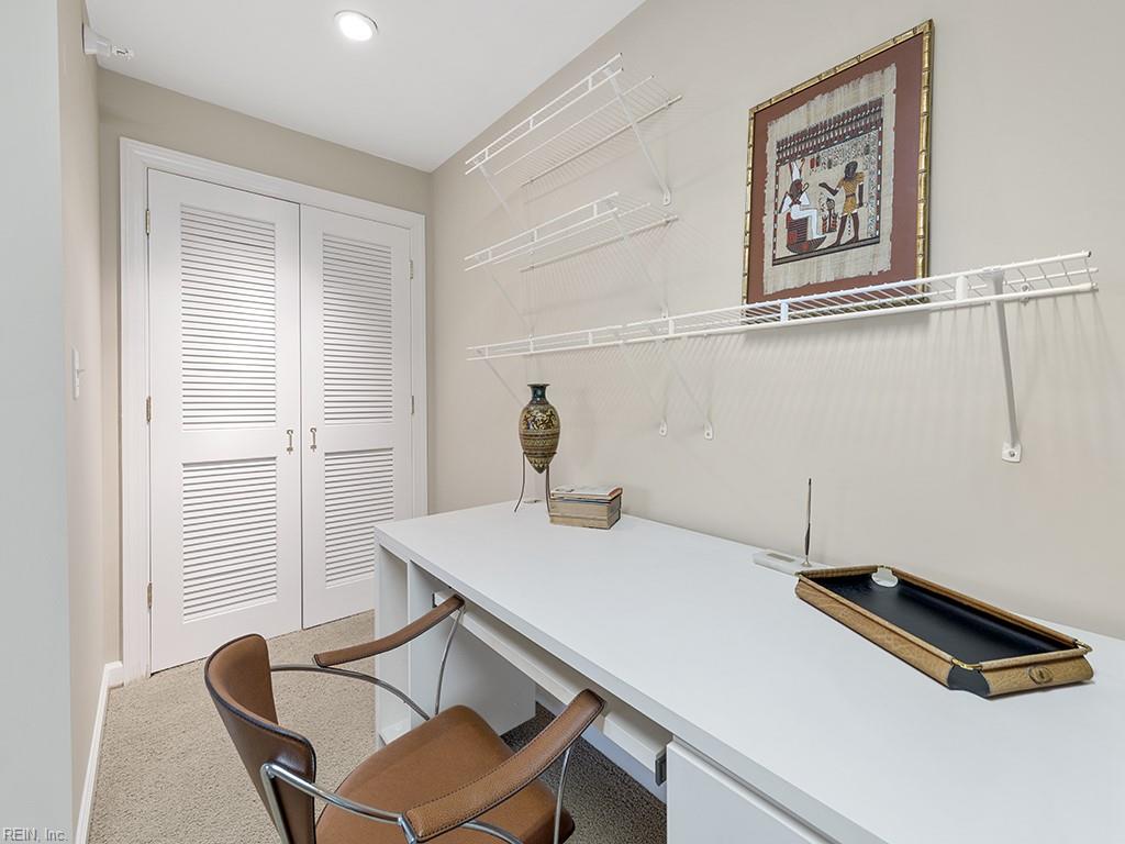 305 Brooke AVE 407