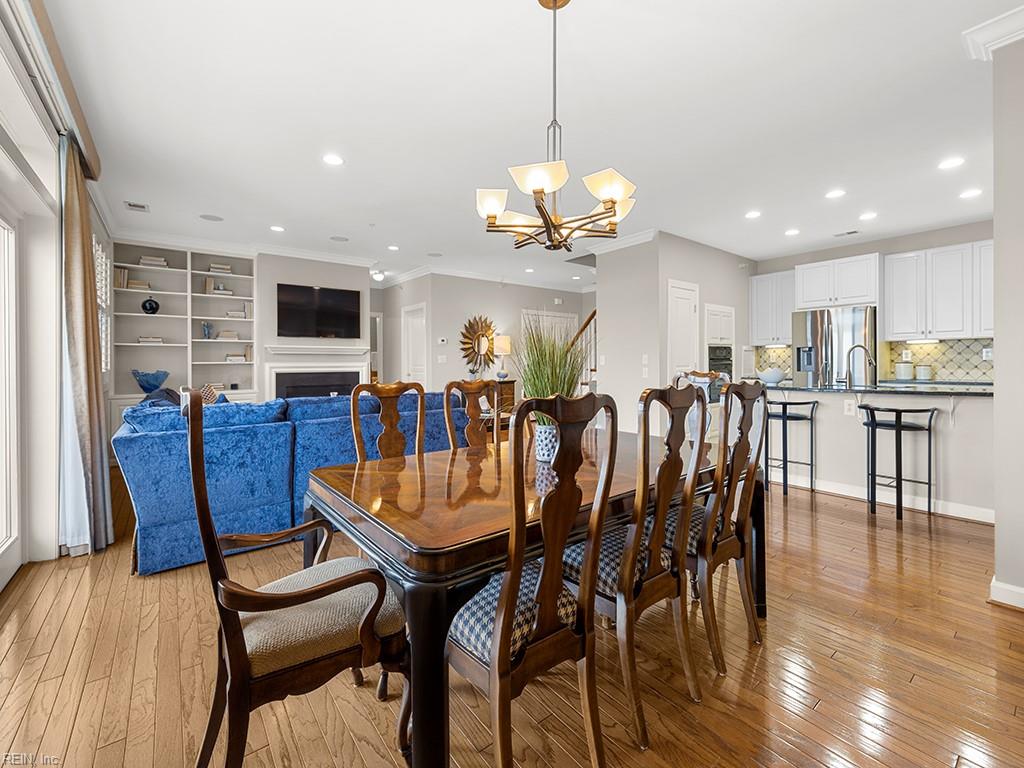 305 Brooke AVE 407