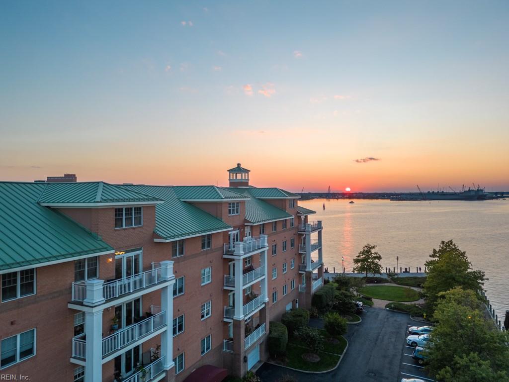 305 Brooke AVE 407