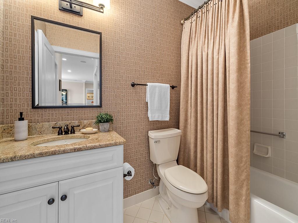 305 Brooke AVE 407