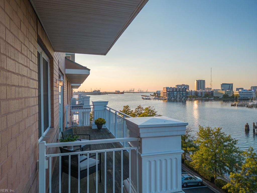 305 Brooke AVE 407