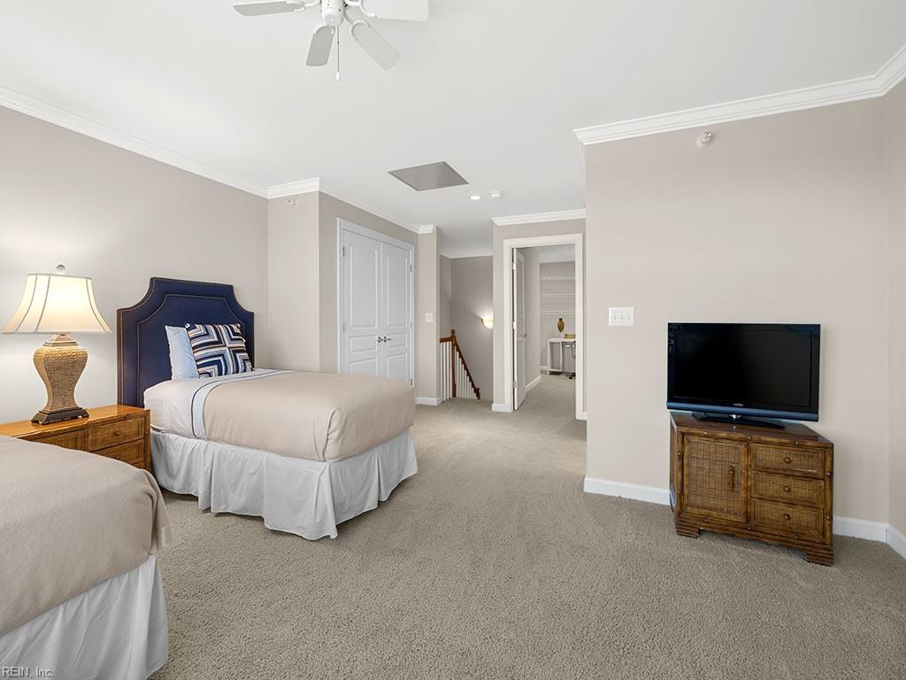 305 Brooke AVE 407