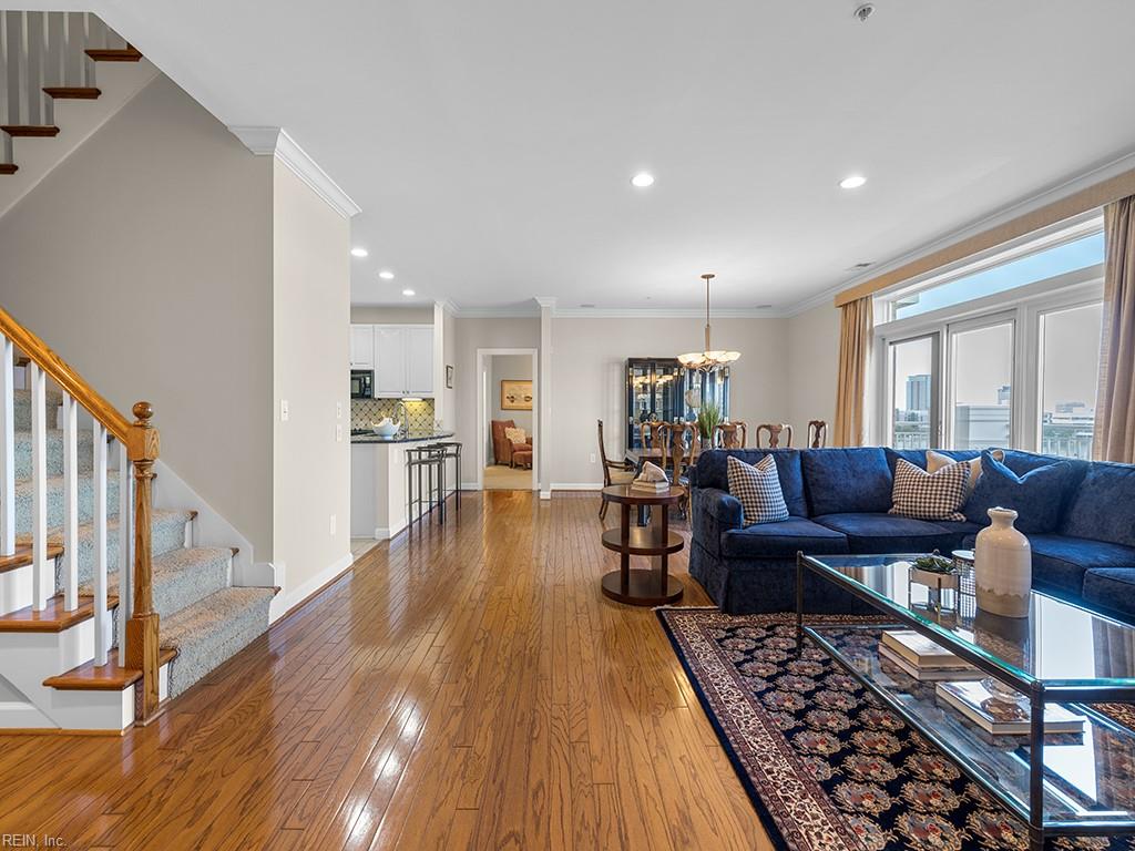 305 Brooke AVE 407