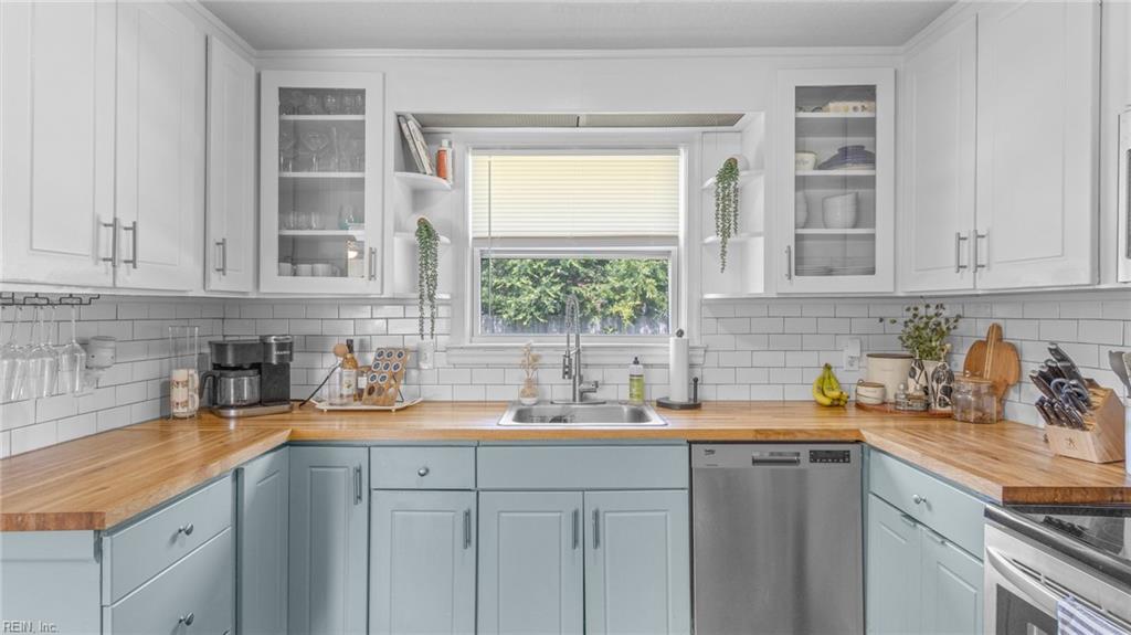 23 Westminister DR