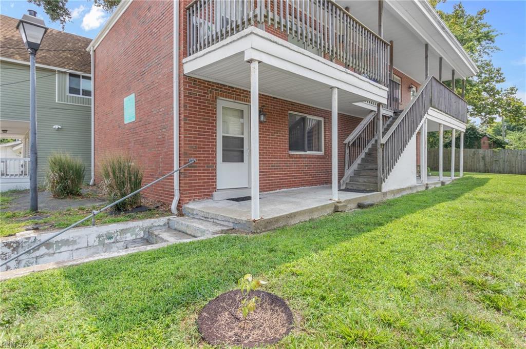 267 A View AVE 1
