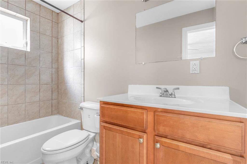 267 A View AVE 1