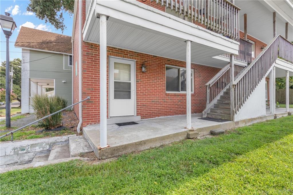 267 A View AVE 1